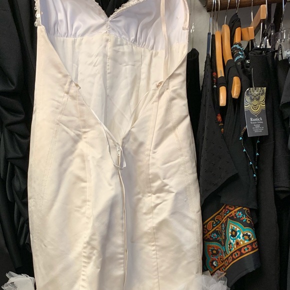 Mermaid Small wedding dress gorgeous open back - Picture 7 of 7